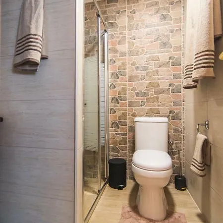 Spiti Lagis Chlomatianá