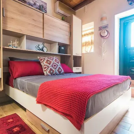 Spiti Lagis Holiday home *