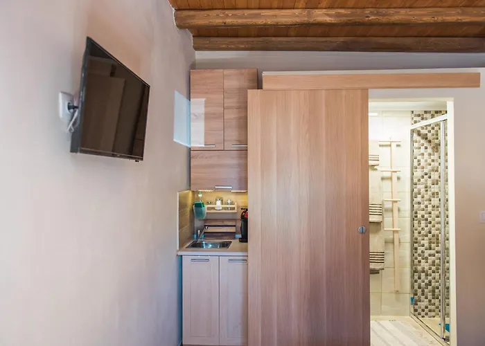 Spiti Lagis Σπίτι διακοπών Χλωματιανά