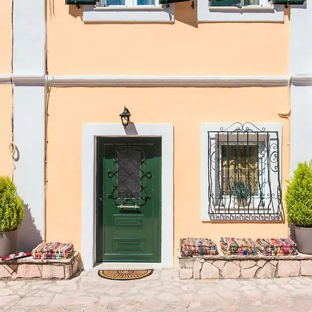 Spiti Lagis 別荘 *