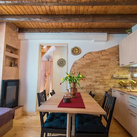 別荘 Spiti Lagis Chlomatianá