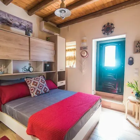 別荘 Spiti Lagis *