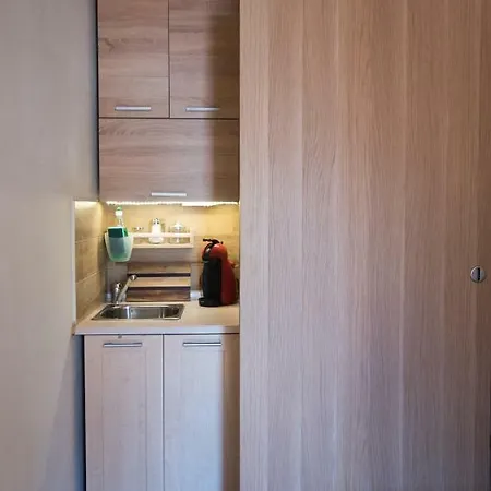 別荘 Spiti Lagis *