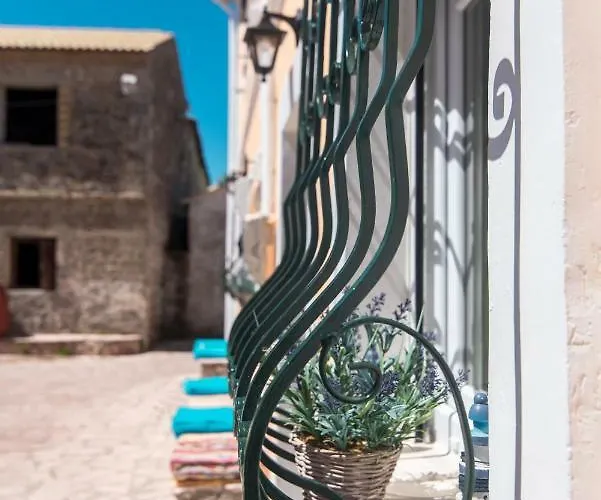 Spiti Lagis Дом отдыха *